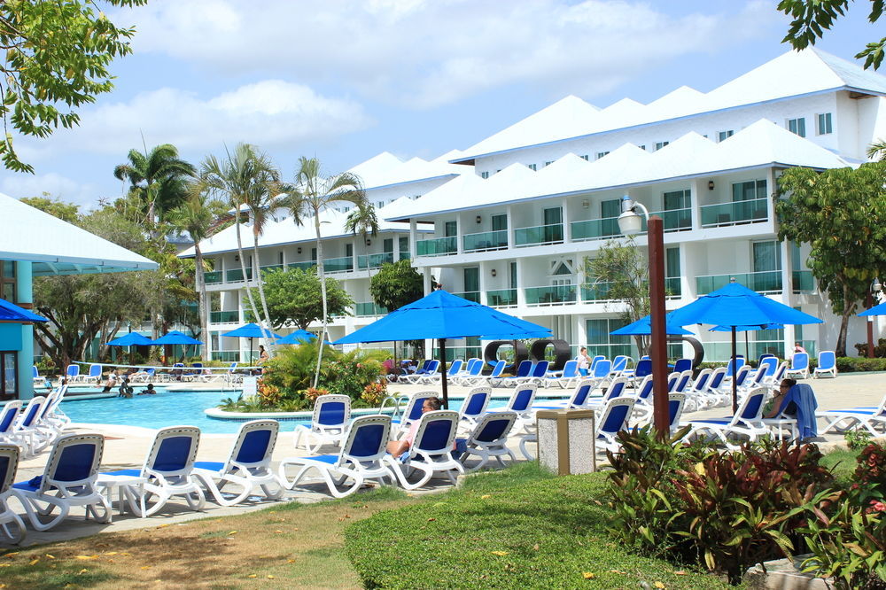Grand Paradise Playa Dorada بويرتو بلاتا المظهر الخارجي الصورة
